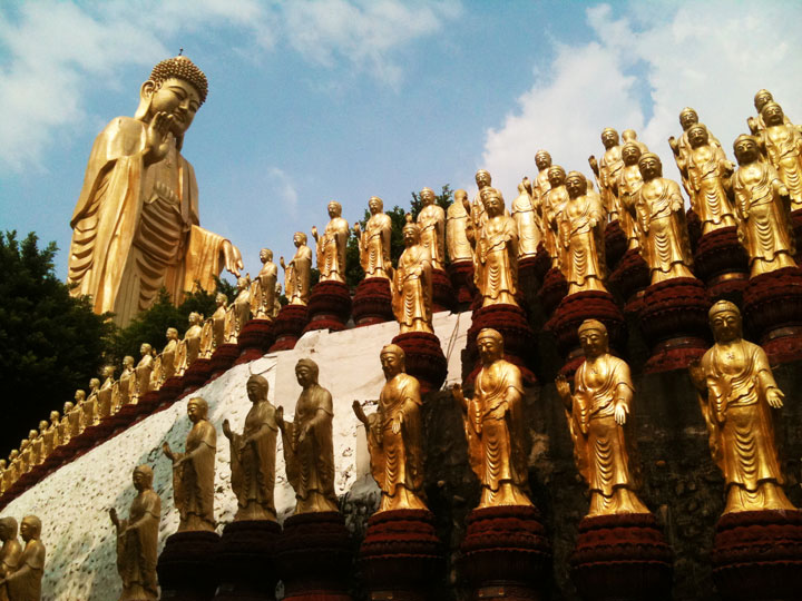 <a href='http://m.251994.com/lvyou/view/232' title='佛光山' style='color:blue;font-size:14px;'>佛光山</a> 高雄