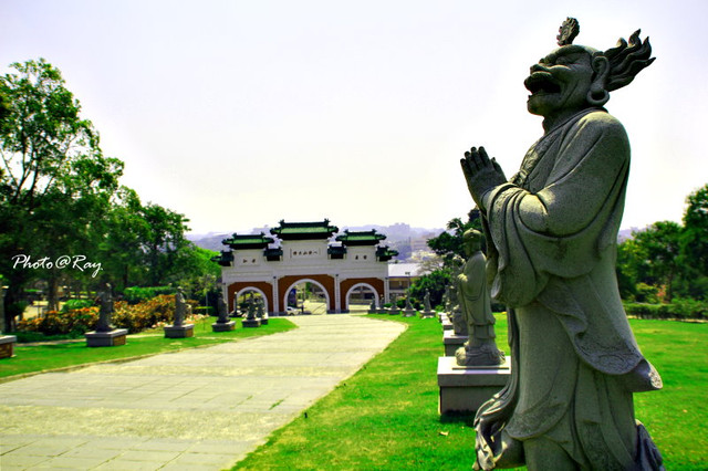 <a href='http://m.251994.com/zhanghua/992' title='八卦山' style='color:blue;font-size:14px;'>八卦山</a>大佛