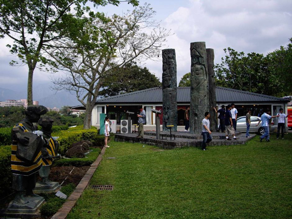 牛耳石雕公園