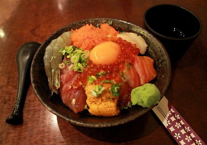 家生魚片丼飯